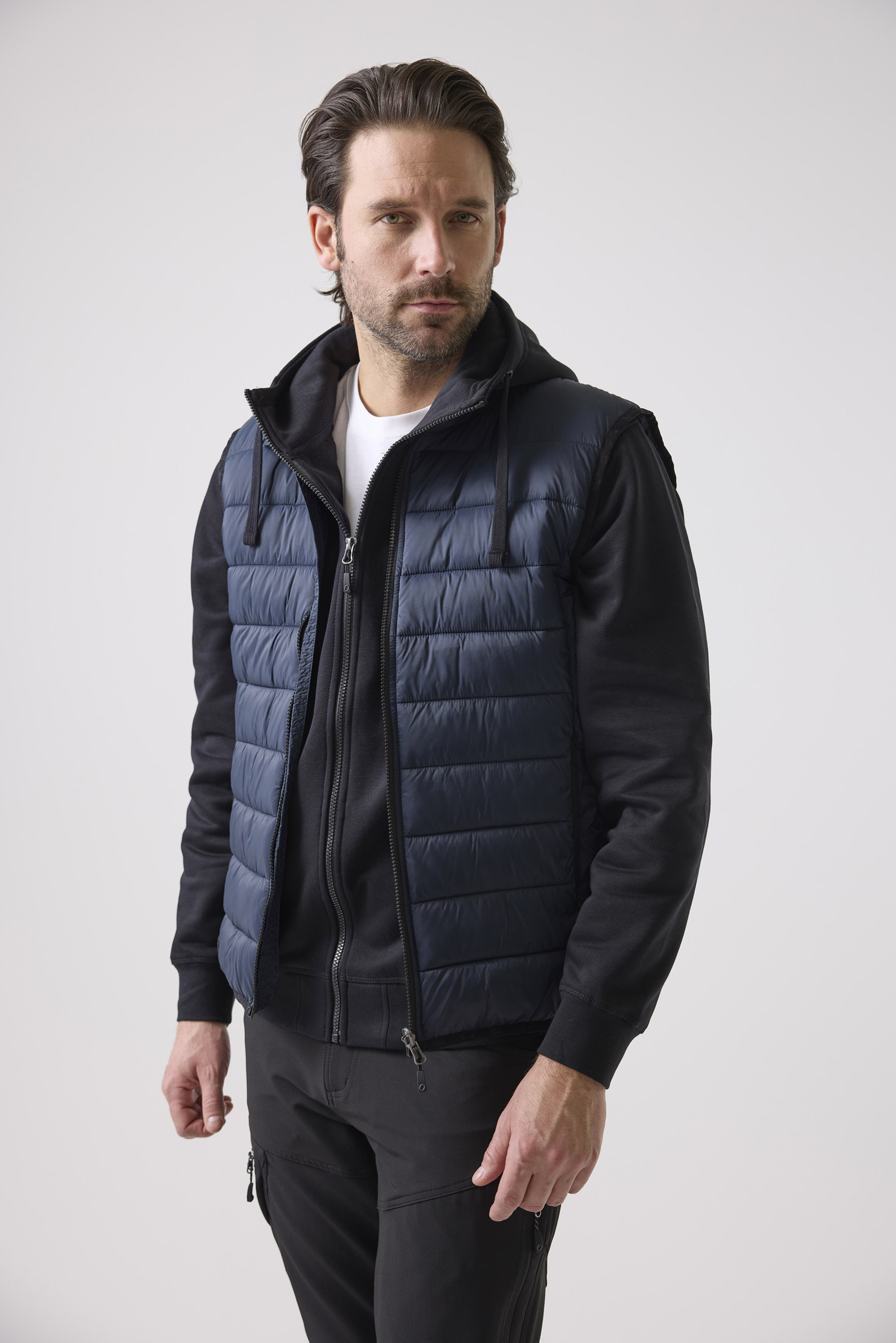 South West AMES tepitud vest tumesinine